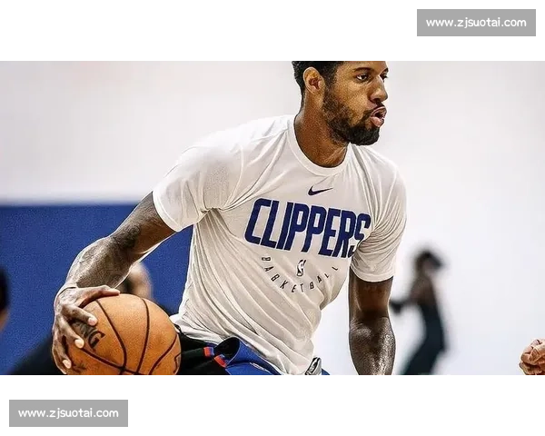 唐天天解析篮球实战:脚步为钥,空间为局